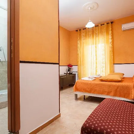 Sicilia Gasthof 2*